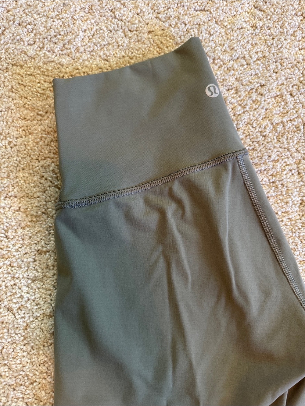 LULULEMON Green Wunder Under 7/8 Leggings 4/XS - Picture 2 of 3